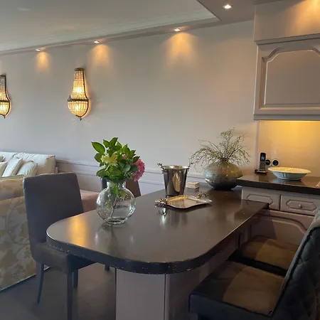 Holiday home Wuenderschoener Hausteil Mit Garten Archsum